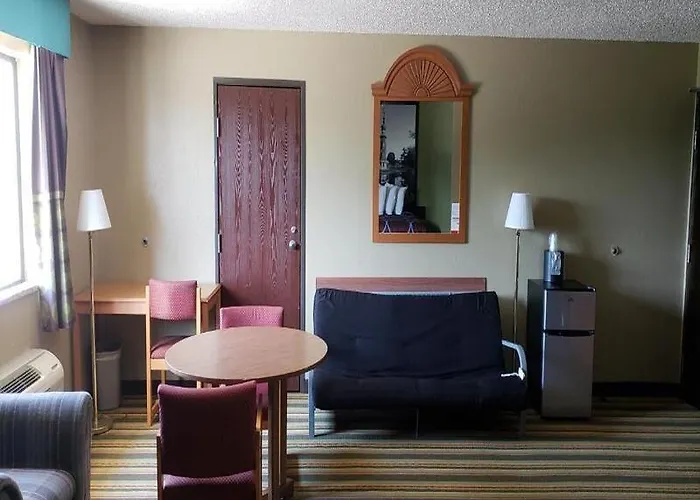 Motel Super 8 By Wyndham Champaign