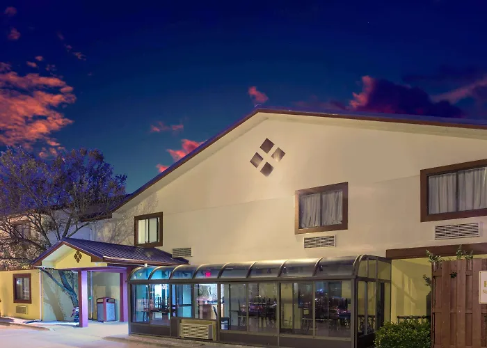 Motel Super 8 By Wyndham