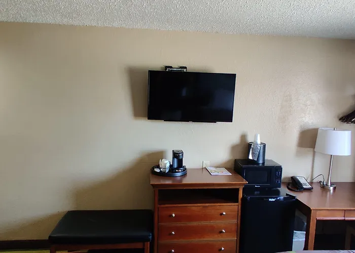 Motel Super 8 By Wyndham Champaign