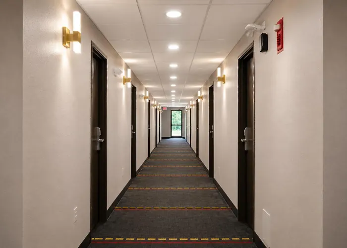 Super 8 By Wyndham