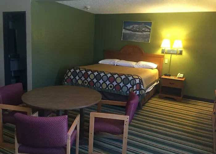 Motel Super 8 By Wyndham Champaign